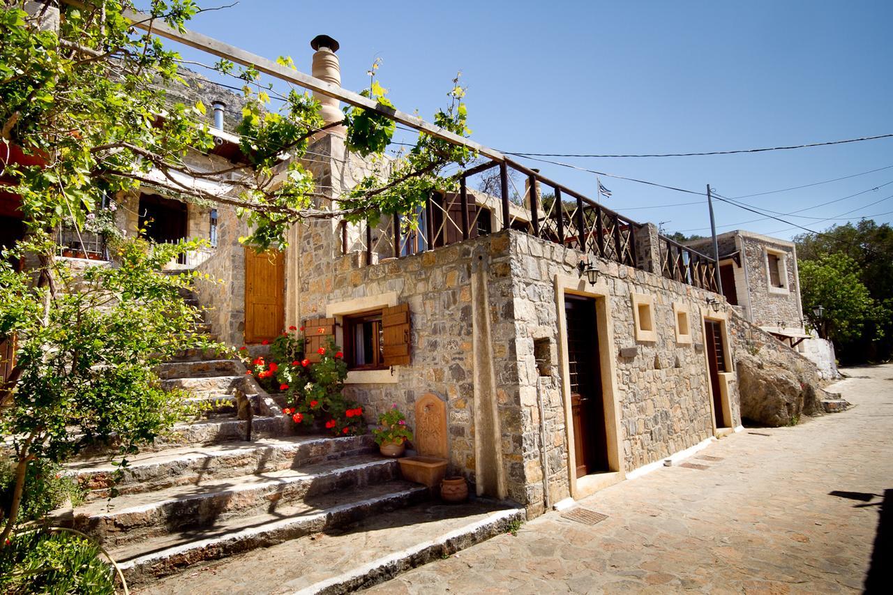 Monastiraki Traditional Guest House Monastirakion  Exteriör bild