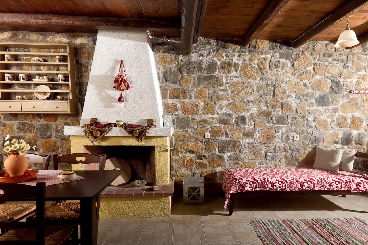 Monastiraki Traditional Guest House Monastirakion  Exteriör bild