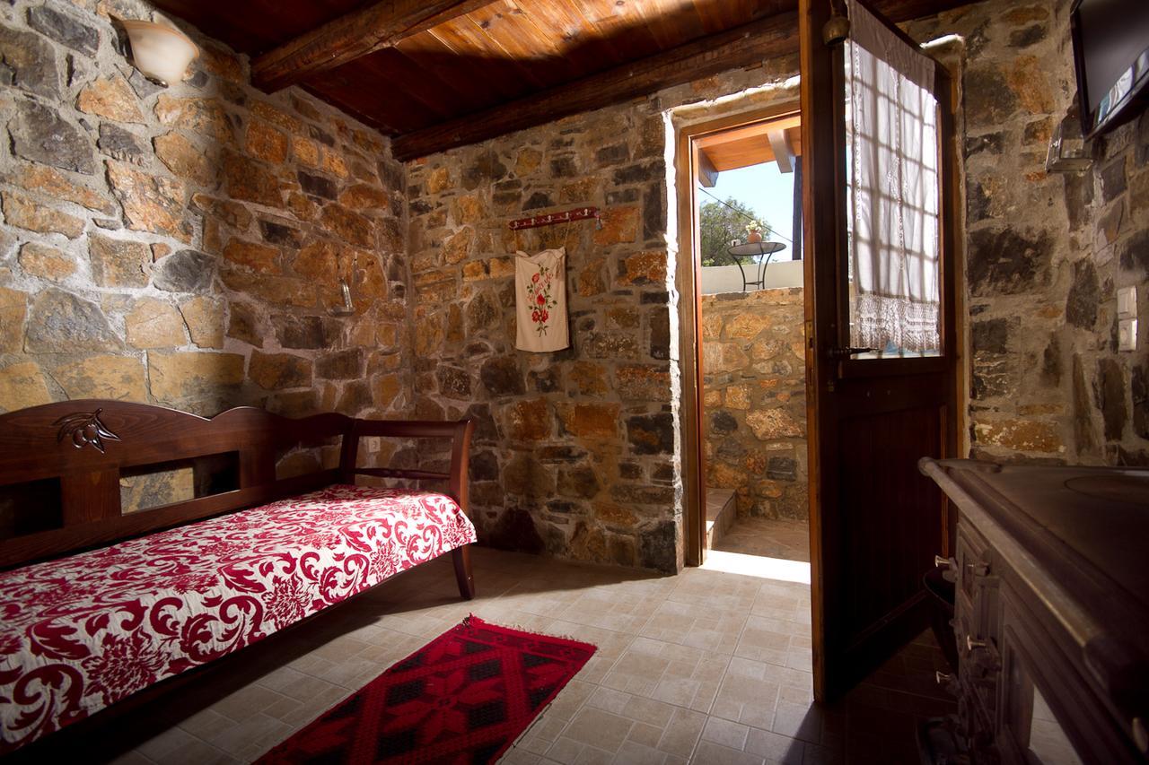 Monastiraki Traditional Guest House Monastirakion  Exteriör bild