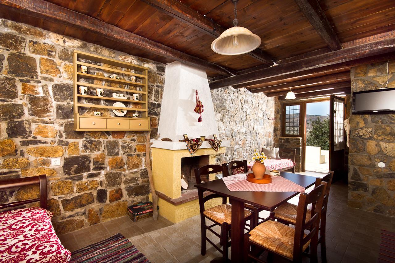 Monastiraki Traditional Guest House Monastirakion  Exteriör bild